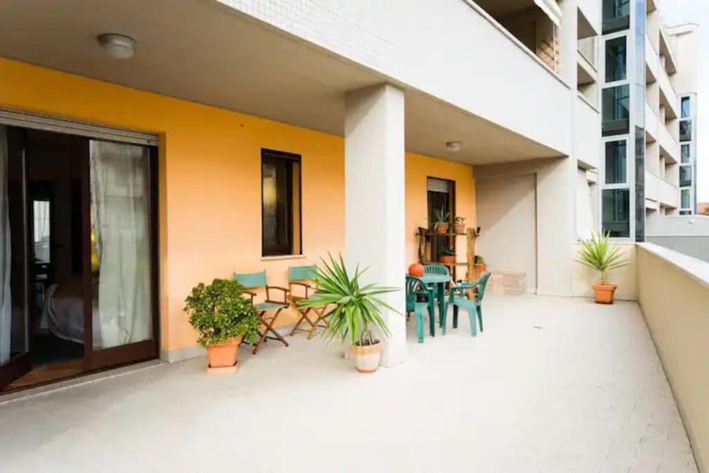 Casa Alpi 44 - Two Bedroom Flat With Huge Balcony Pescara Extérieur photo